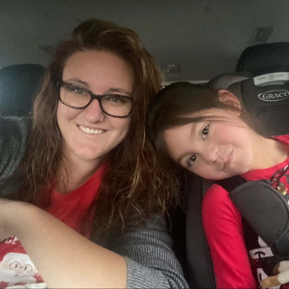 Meet your Posher, Morgan - Picture 2 of 3